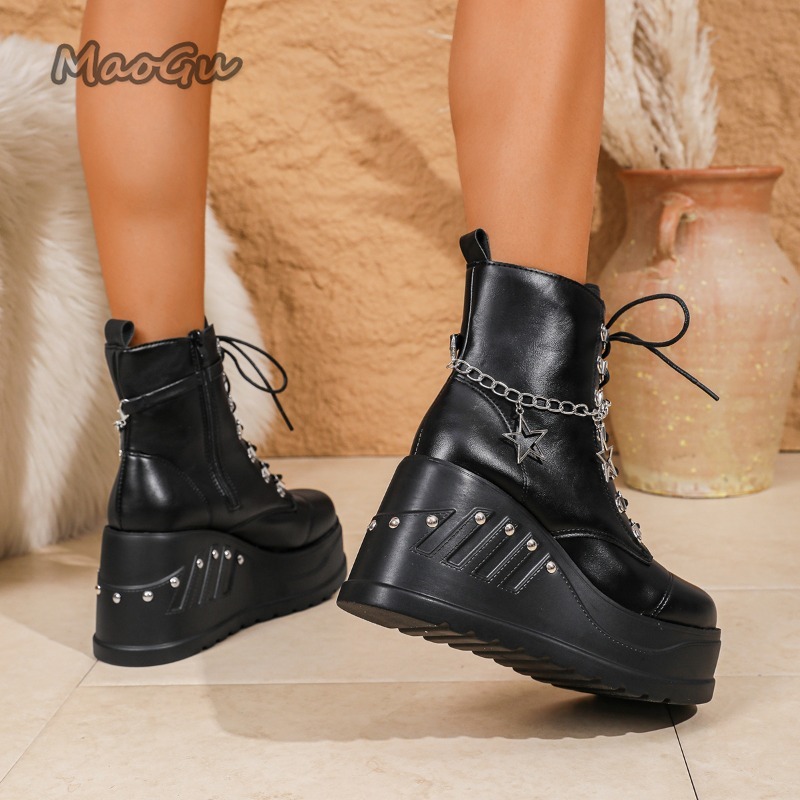 รองเท้าบูทข้อเท้าผู้หญิงแบบส้น - Motorcycle Chain บทวิจารณ์และราคา